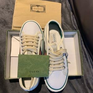 New Gucci sneakers size 41